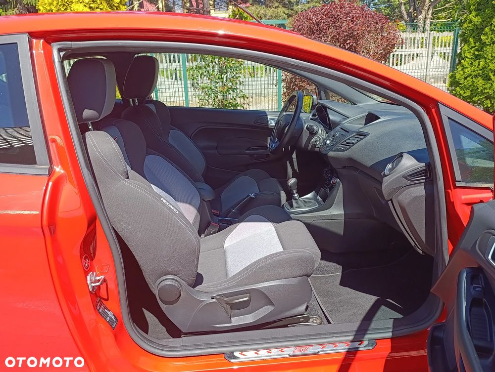 Ford Fiesta ST - 17
