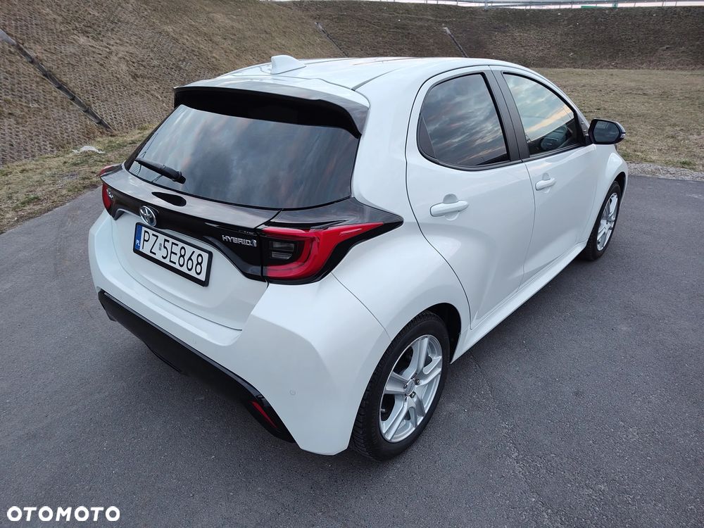 Toyota Yaris Hybrid 1.5 Executive - 16