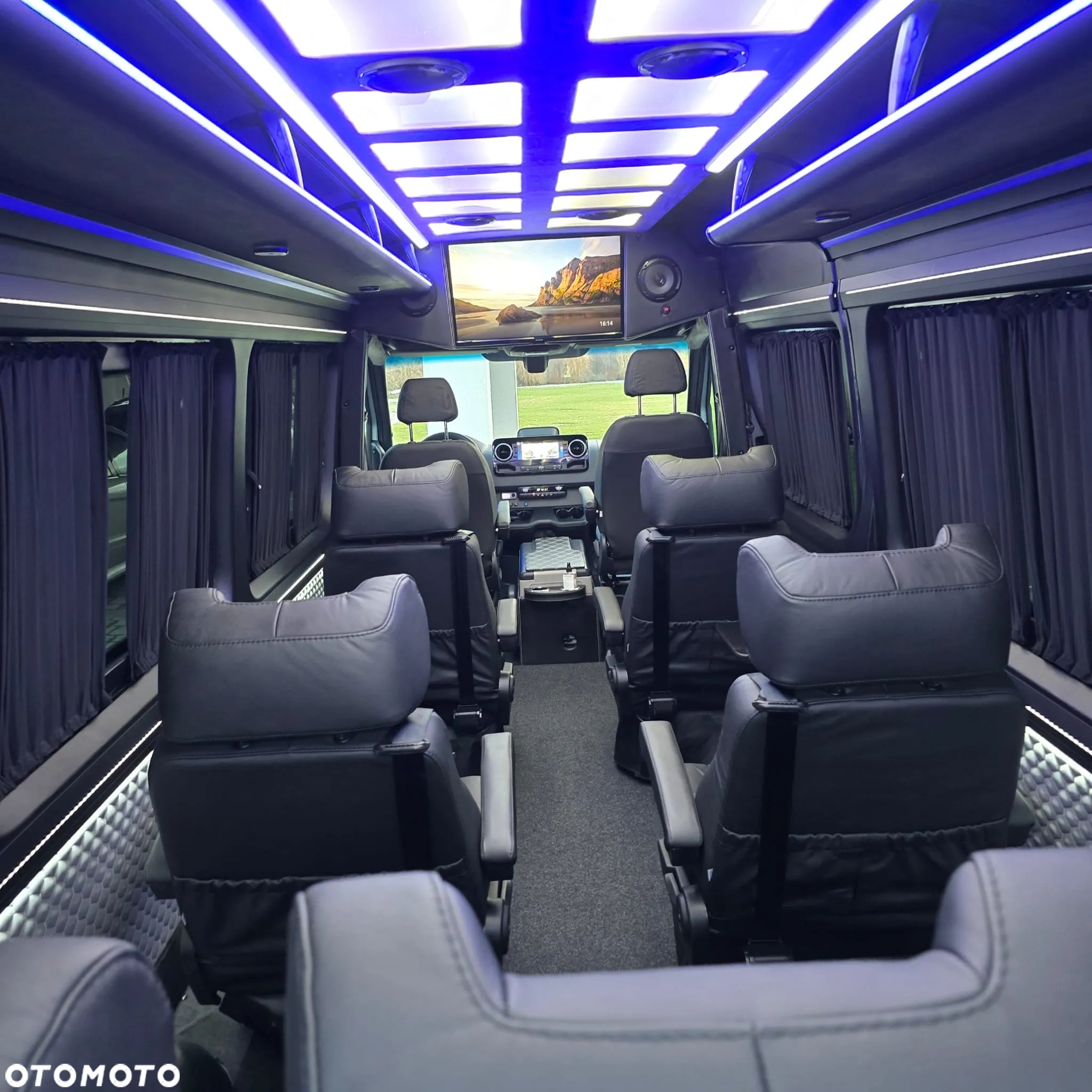 Mercedes-Benz Sprinter - 29