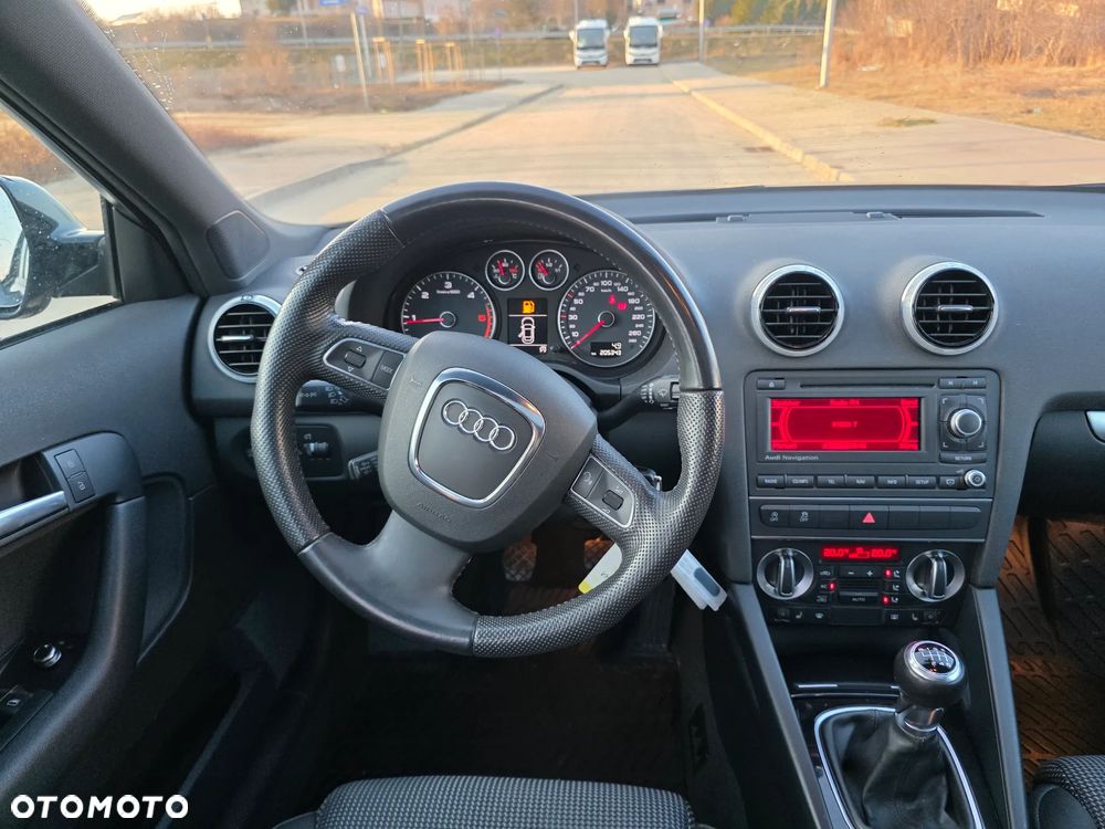 Audi A3 Sportback 2.0 TDI S line Sportpaket plus - 33