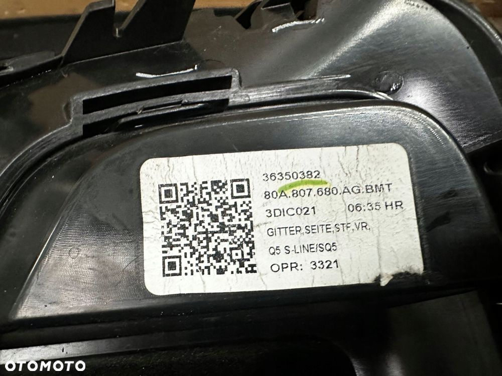 audi q5 ii 80a 21- kratka prawa ramka 80a807680ag s line 80a807680ag - 8