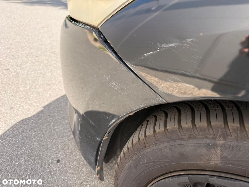 Toyota Auris 1.6 2010 - 39