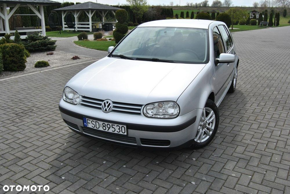 Volkswagen Golf 1.6 Comfortline - 2