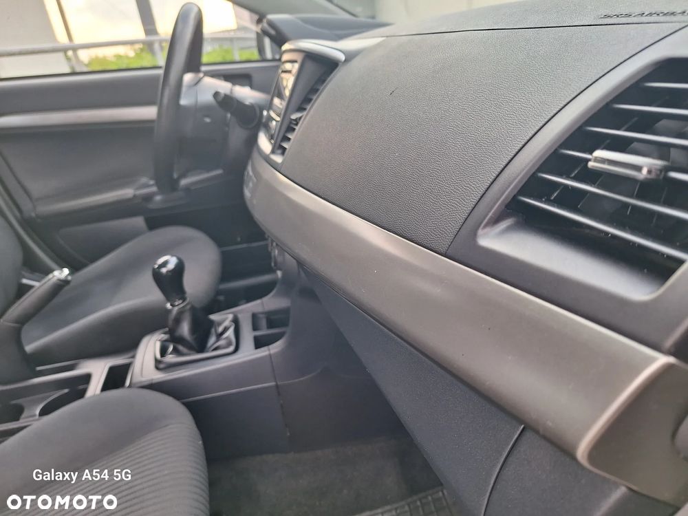 Mitsubishi Lancer 1.6 - 27