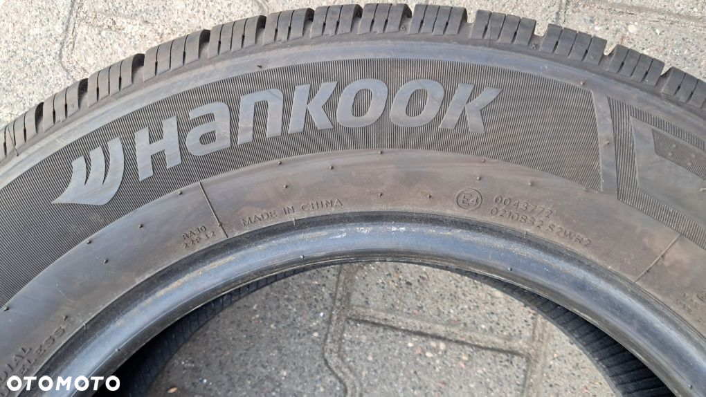215/65R16C 109/107T Hankook Vantra ST As2 - 4