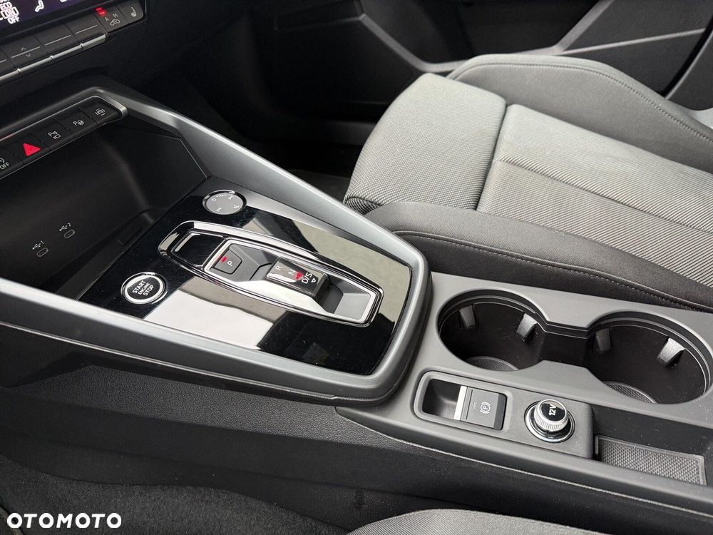 Audi A3 Sportback 35 TFSI mHEV Advanced S tronic - 20