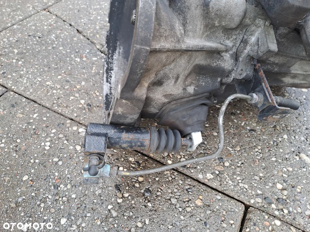 Kia Ceed Hyundai I30 1.4 16V G4FA skrzynia biegów z półośkami kod R81775 - 6