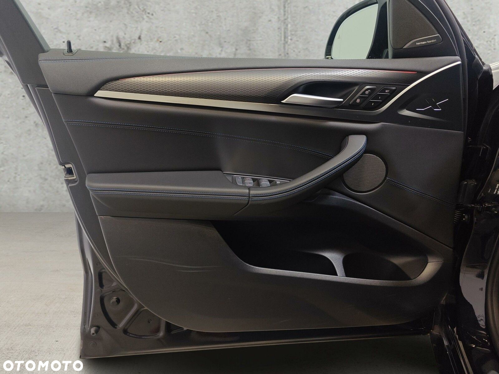 BMW X4 - 11