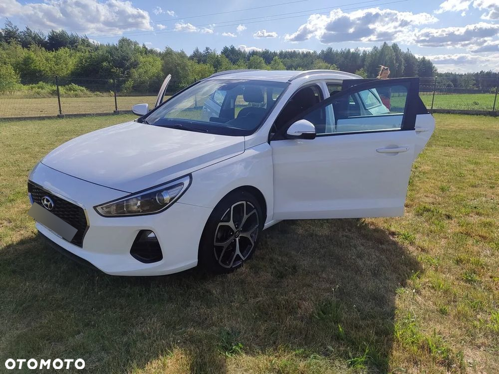 Hyundai i30 1.6 CRDi Comfort - 11