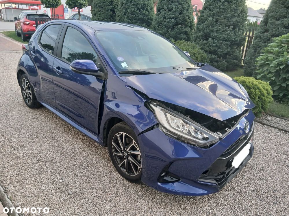 Toyota Yaris - 4