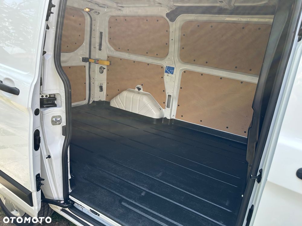 Ford TRANSIT CUSTOM - 22
