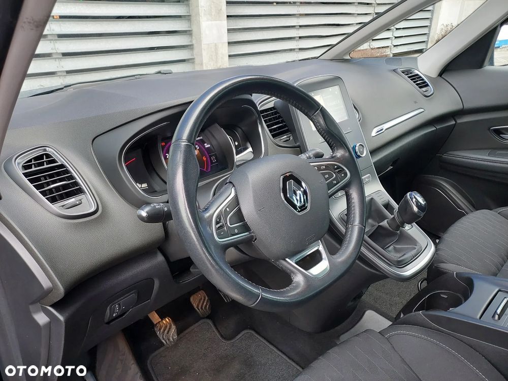 Renault Scenic ENERGY TCe 140 LIMITED - 32