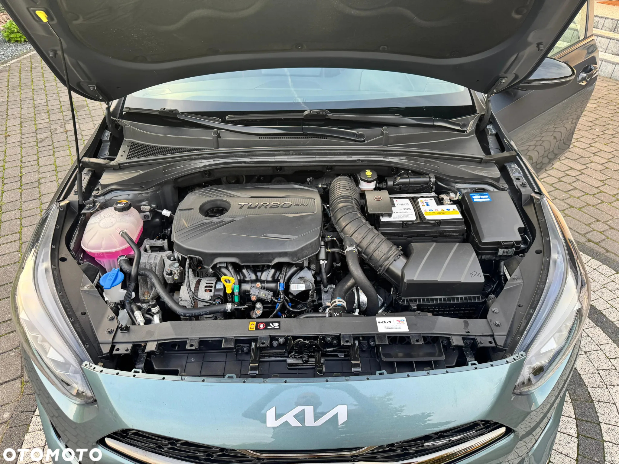 Kia ProCeed 1.6 T-GDI GT DCT - 27