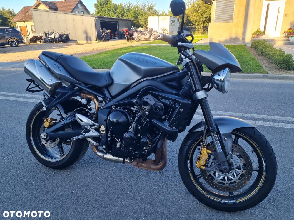 Triumph Street Triple - 2