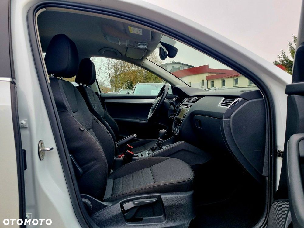 Skoda Octavia 1.6 TDI Active DSG - 14