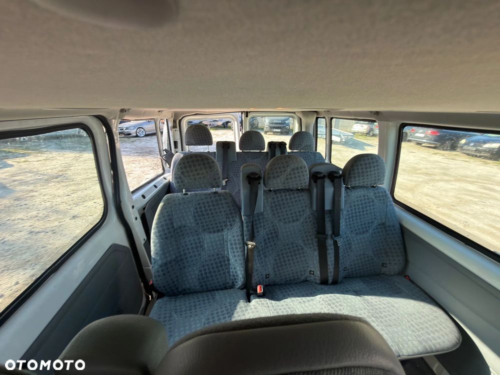 Ford Transit - 11
