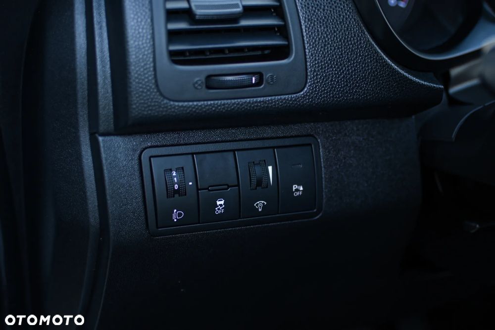 Hyundai ix20 1.4 Comfort blue - 17