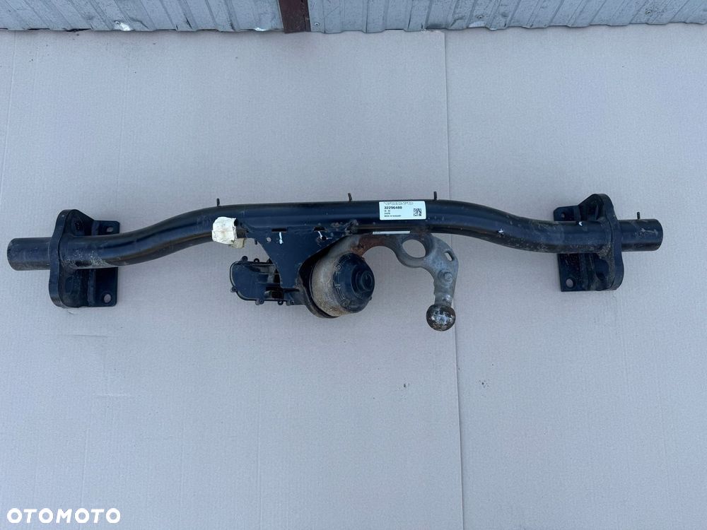 Hak Holowniczy Volvo V60 II 32296480 - 1