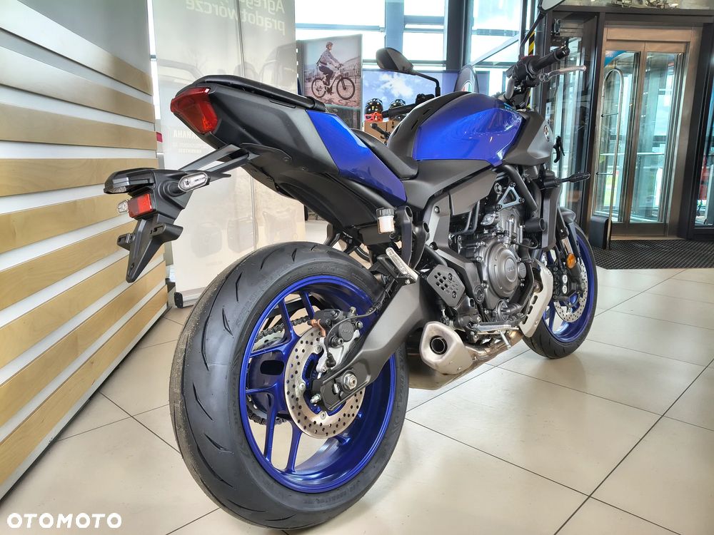 Yamaha MT - 8