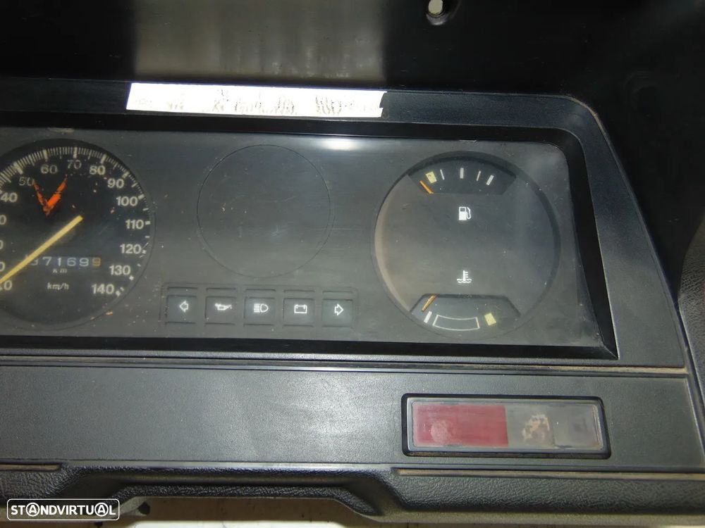 Ford Transit 1982 conta kilómetros - 3