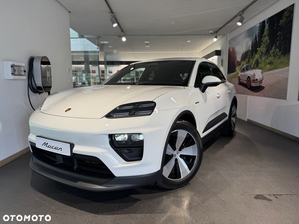 Porsche Macan - 1