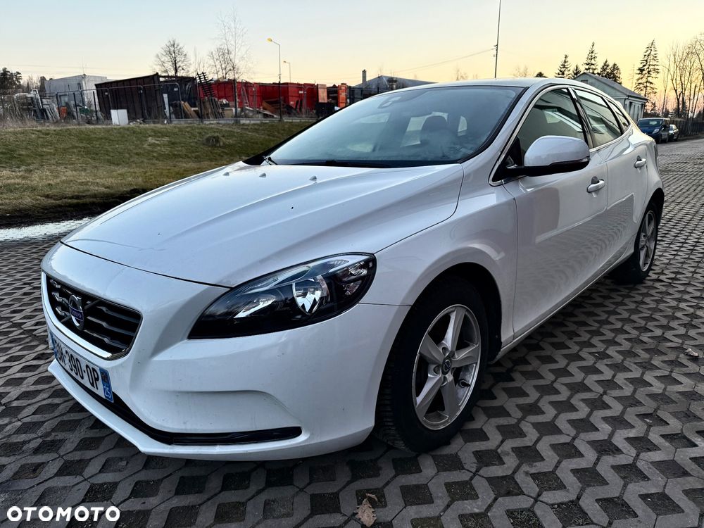 Volvo V40 - 2