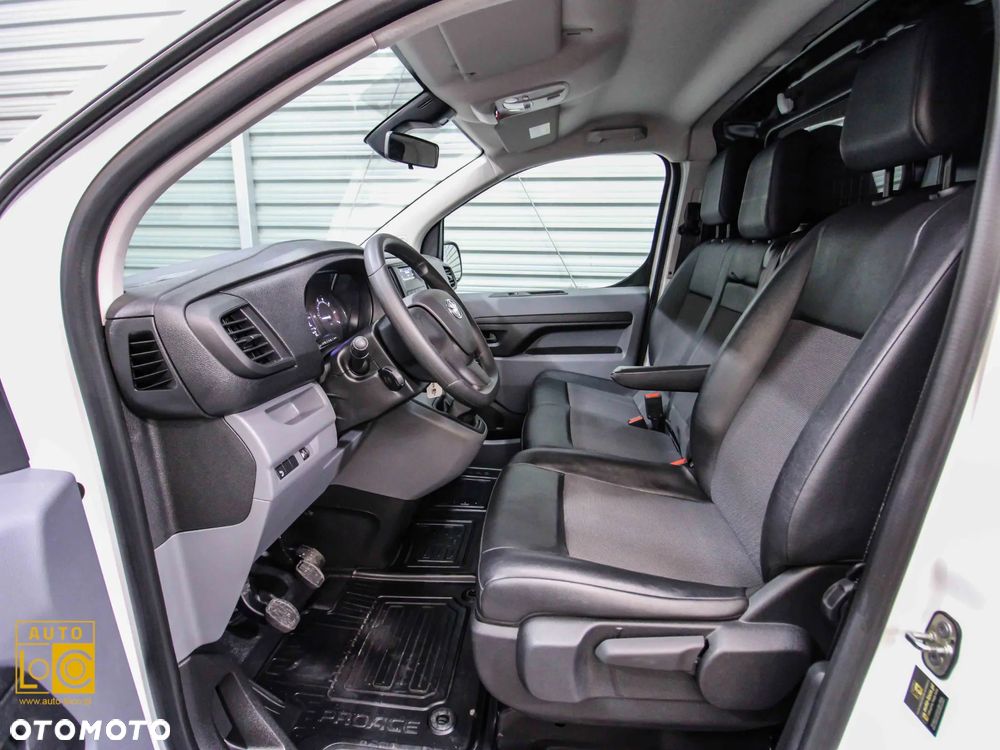 Toyota PROACE FURGON BLASZAK - 11