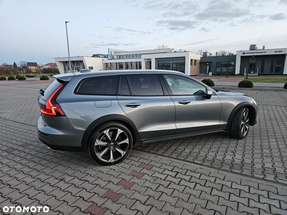 Volvo V60 Cross Country Pro D4 AWD - 30