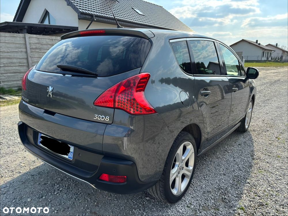 Peugeot 3008 HDi 160 Automatik Allure - 2