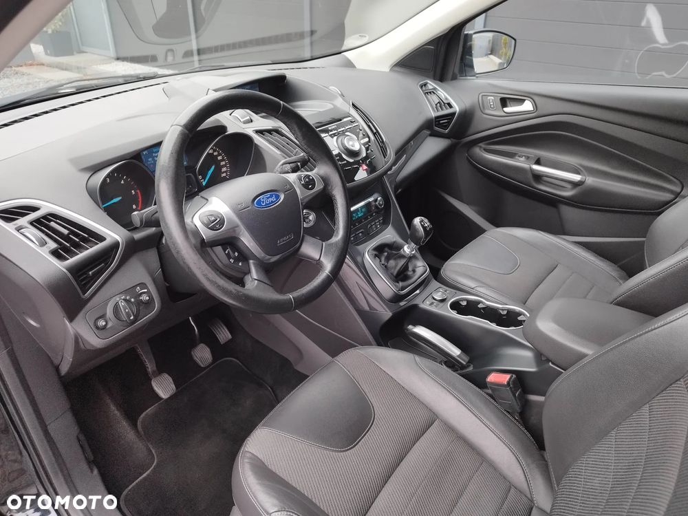 Ford Kuga 2.0 TDCi 4WD Titanium - 21