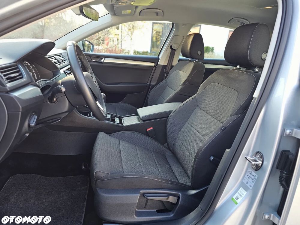 Skoda Superb 1.5 TSI Ambition - 28