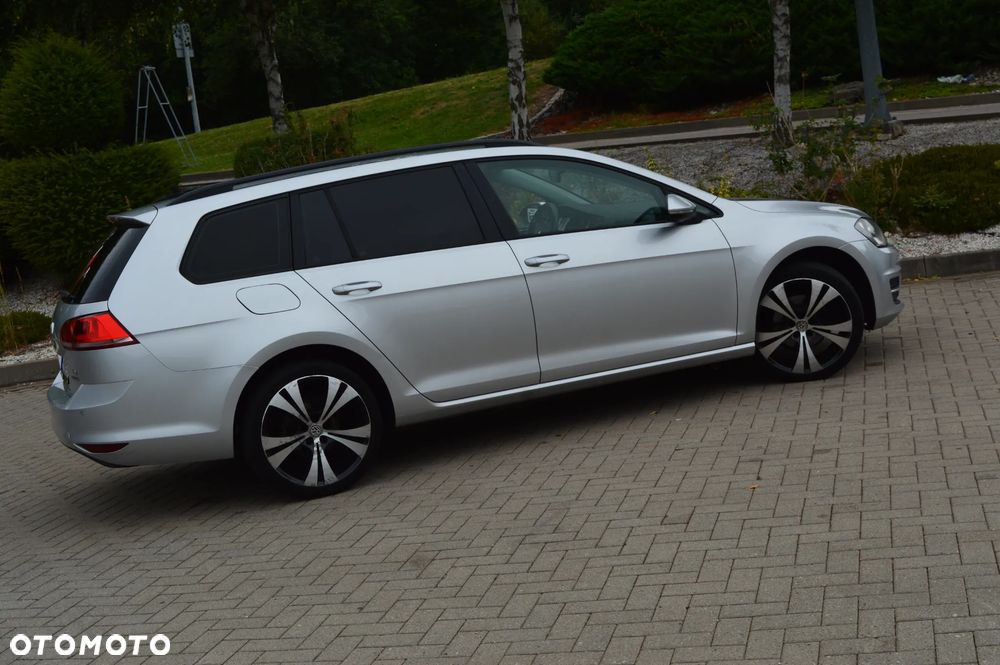Volkswagen Golf 1.6 TDI BlueMotion Technology Comfortline - 13