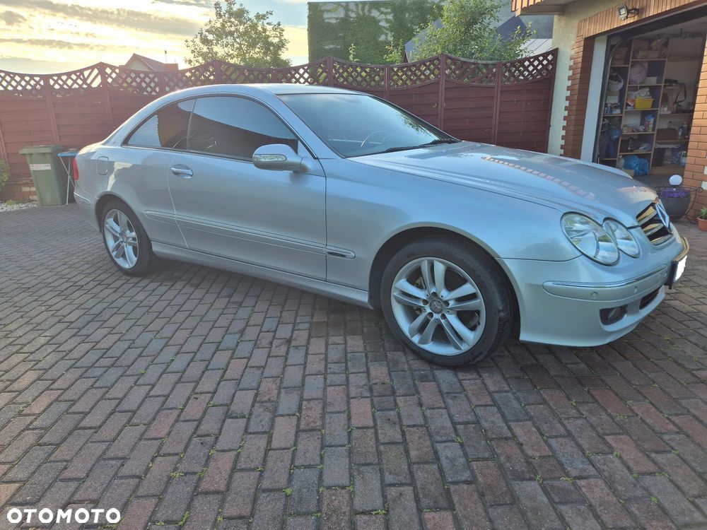 Mercedes-Benz CLK 220 CDI Automatik Avantgarde - 3