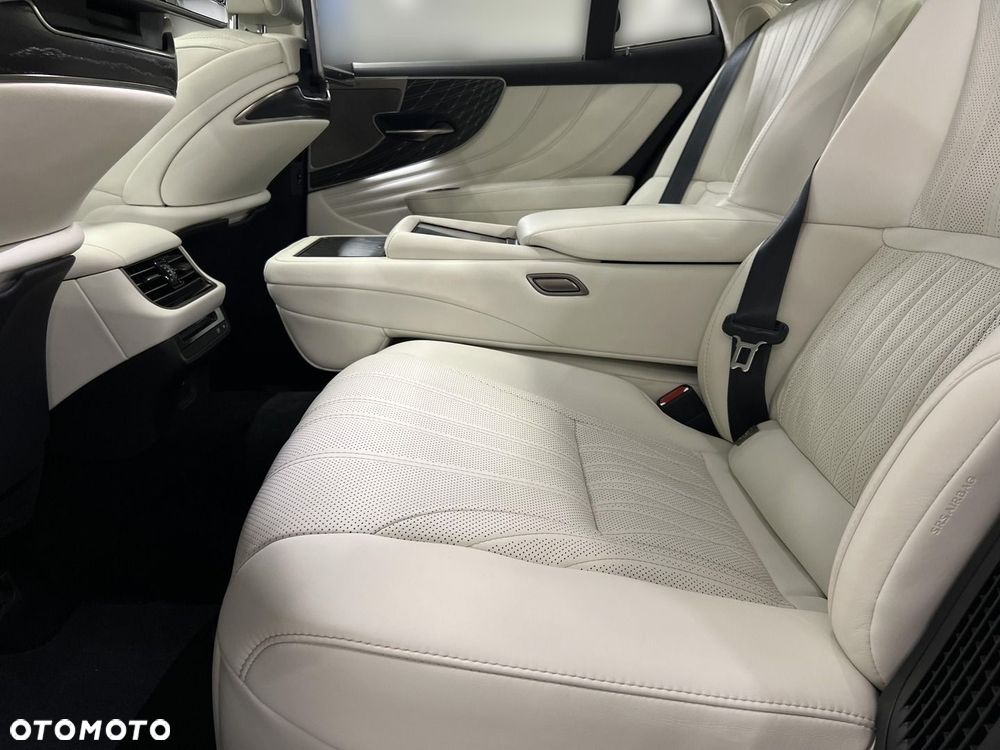 Lexus LS 500h Omotenashi AWD - 13
