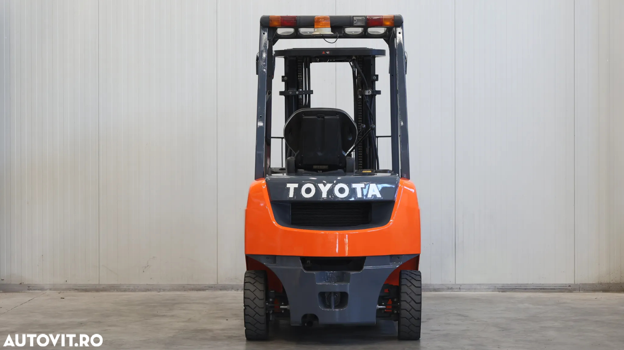 Toyota 8FDF20 - 4