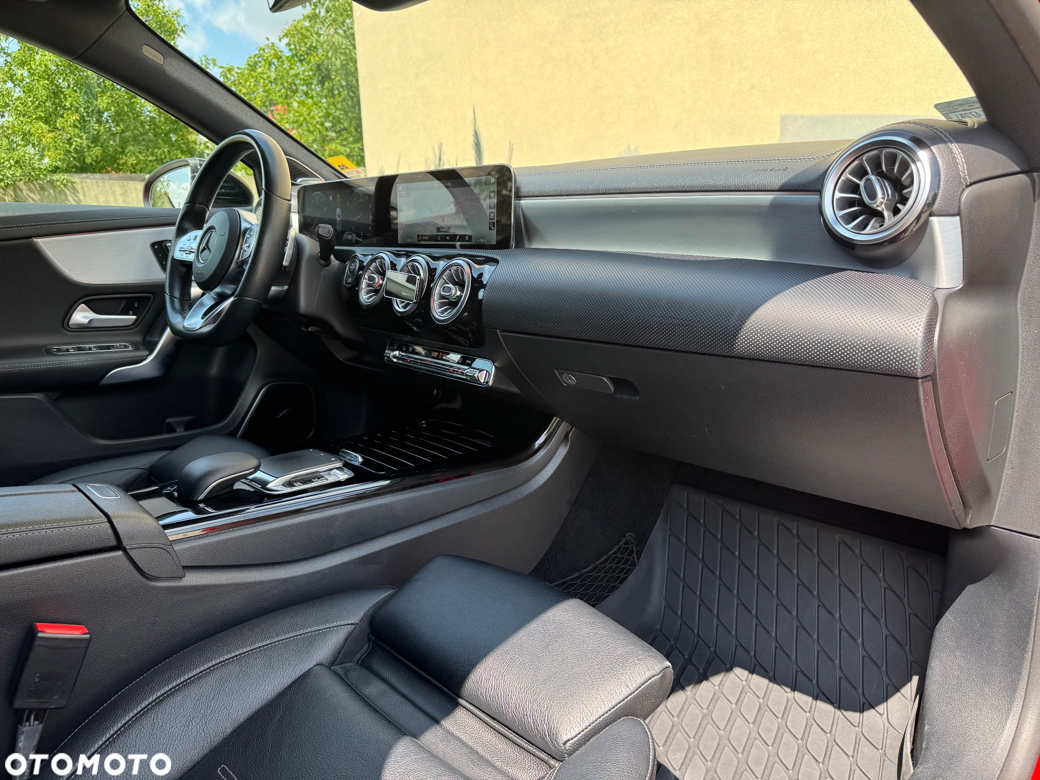 Mercedes-Benz Klasa A 200 AMG Line 7G-DCT - 31