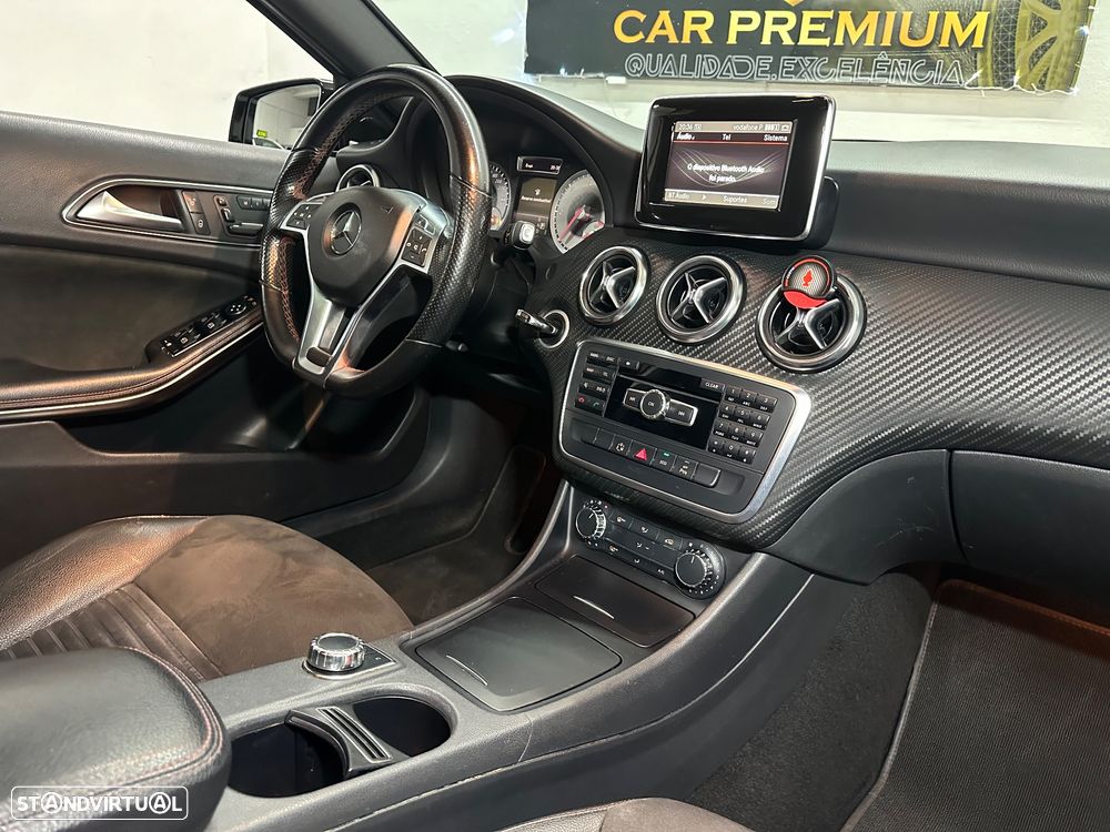 Mercedes-Benz A 200 CDi BE AMG Line - 30