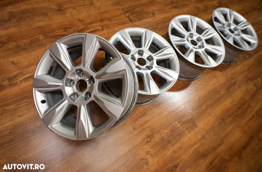 Audi A4 Allroad - 32