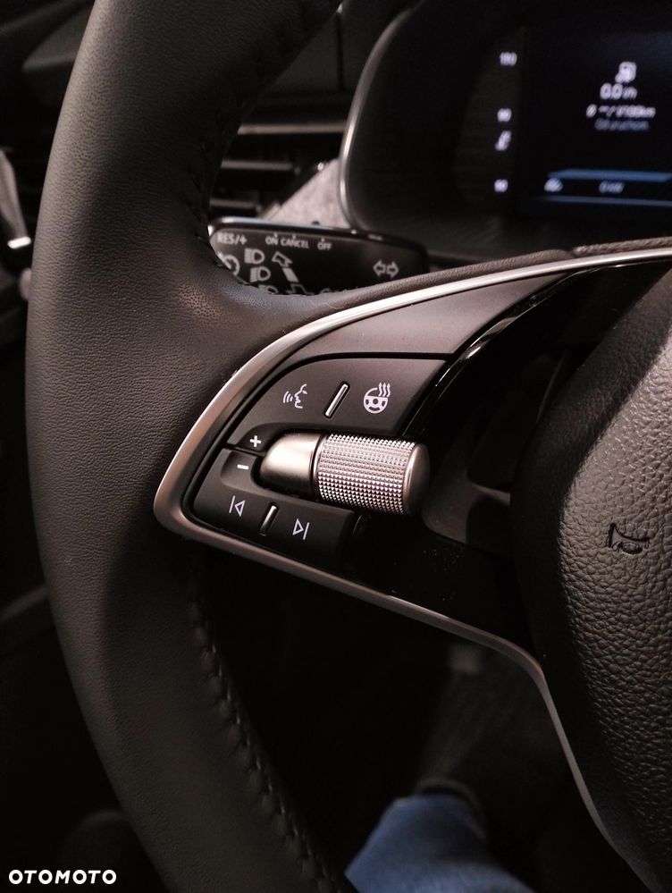 Skoda Kamiq 1.5 TSI Selection - 10