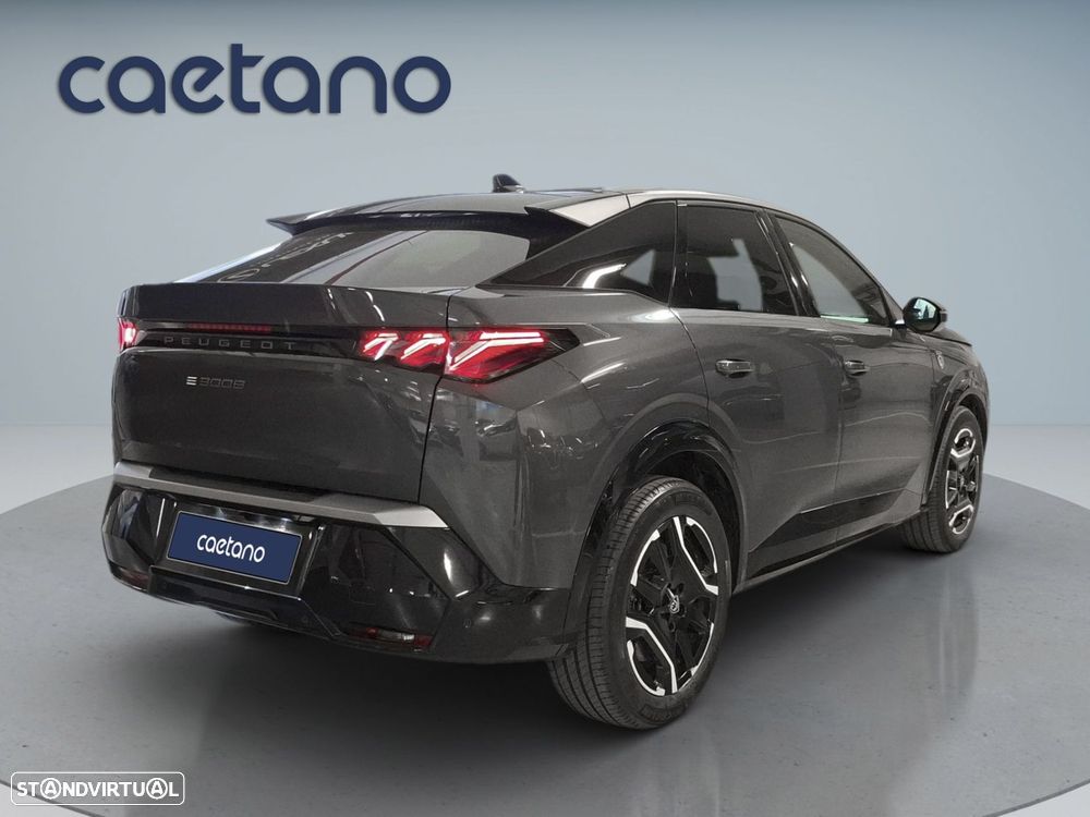 Peugeot E-3008 73 kWh GT - 8