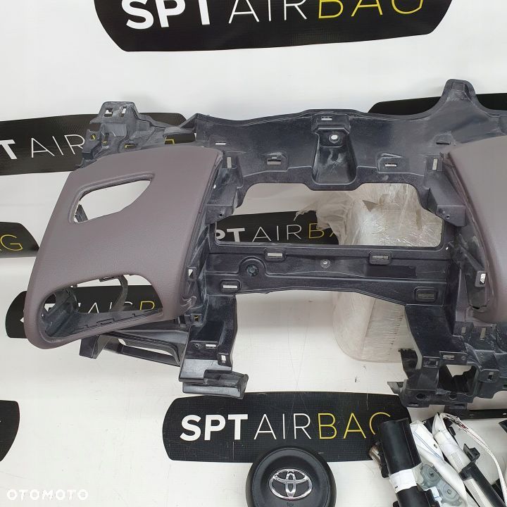 TOYOTA YARIS IV 4 CROSS DESKA ROZDZIELCZA KONSOLA KOKPIT PULPIT PODUSZKI AIRBAG AIR BAG PASY KIT SET - 3