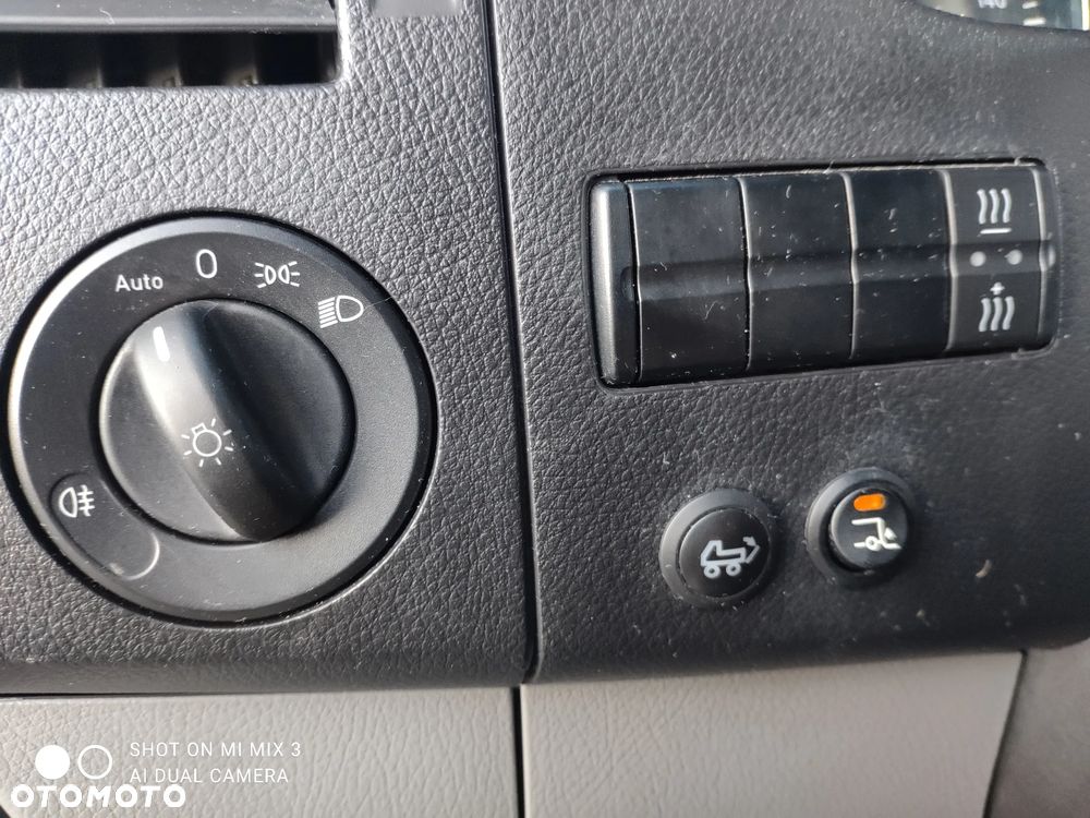 Mercedes-Benz Sprinter 319 - 23