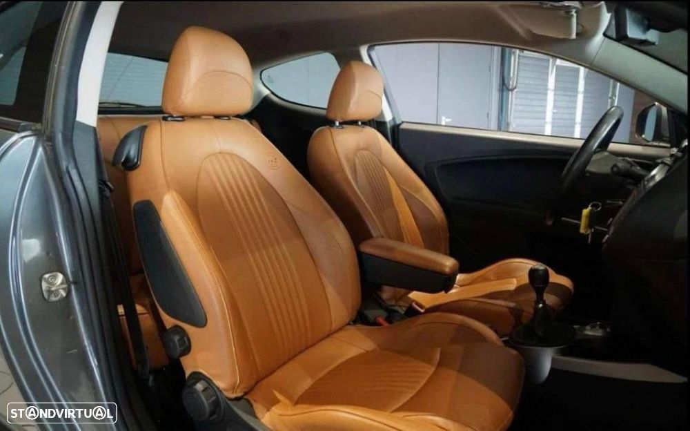 Alfa Romeo MiTo 1.3 JTD Distinctive - 15