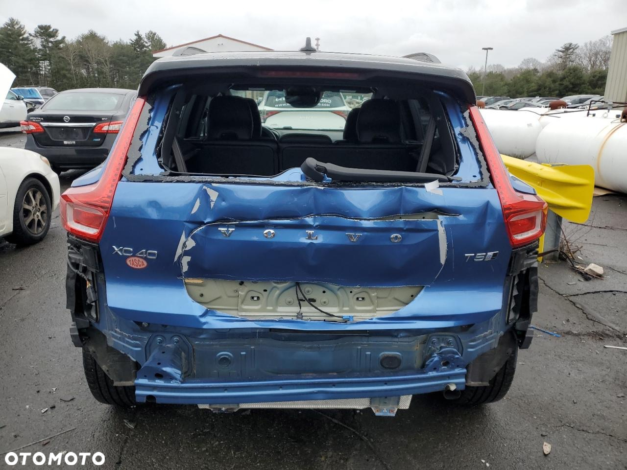 Volvo XC 40 T5 AWD Momentum - 6