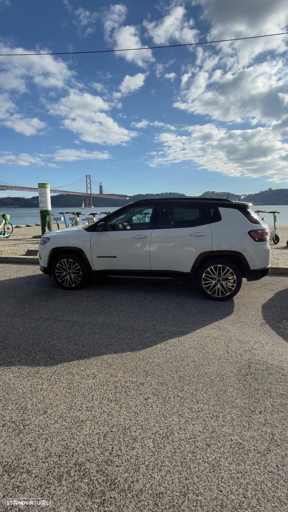 Jeep Compass - 10