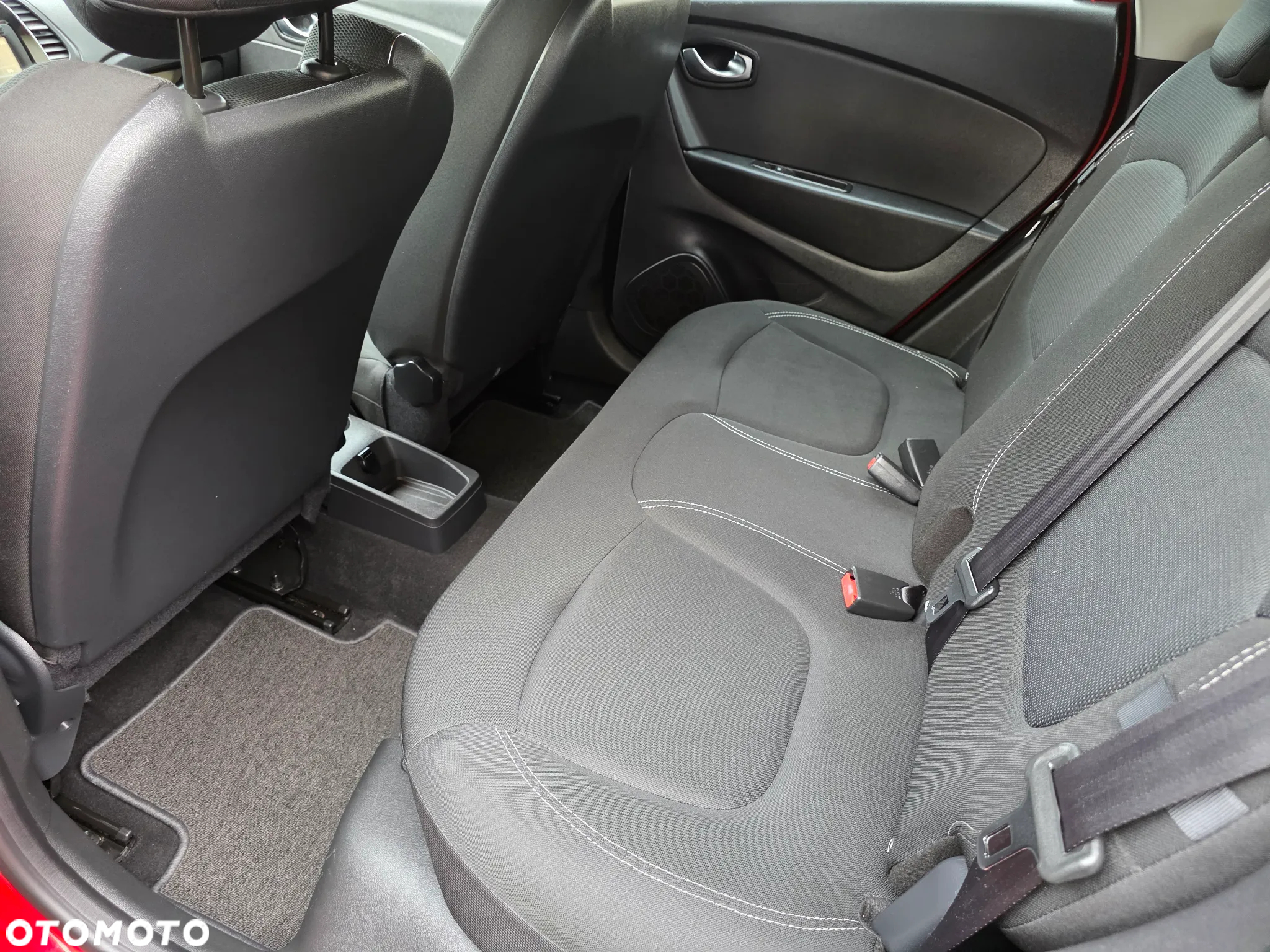 Renault Captur - 26