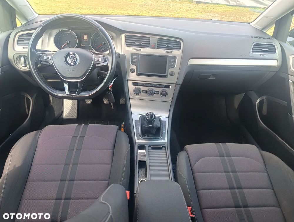 Volkswagen Golf 1.0 TSI BlueMotion Comfortline - 22