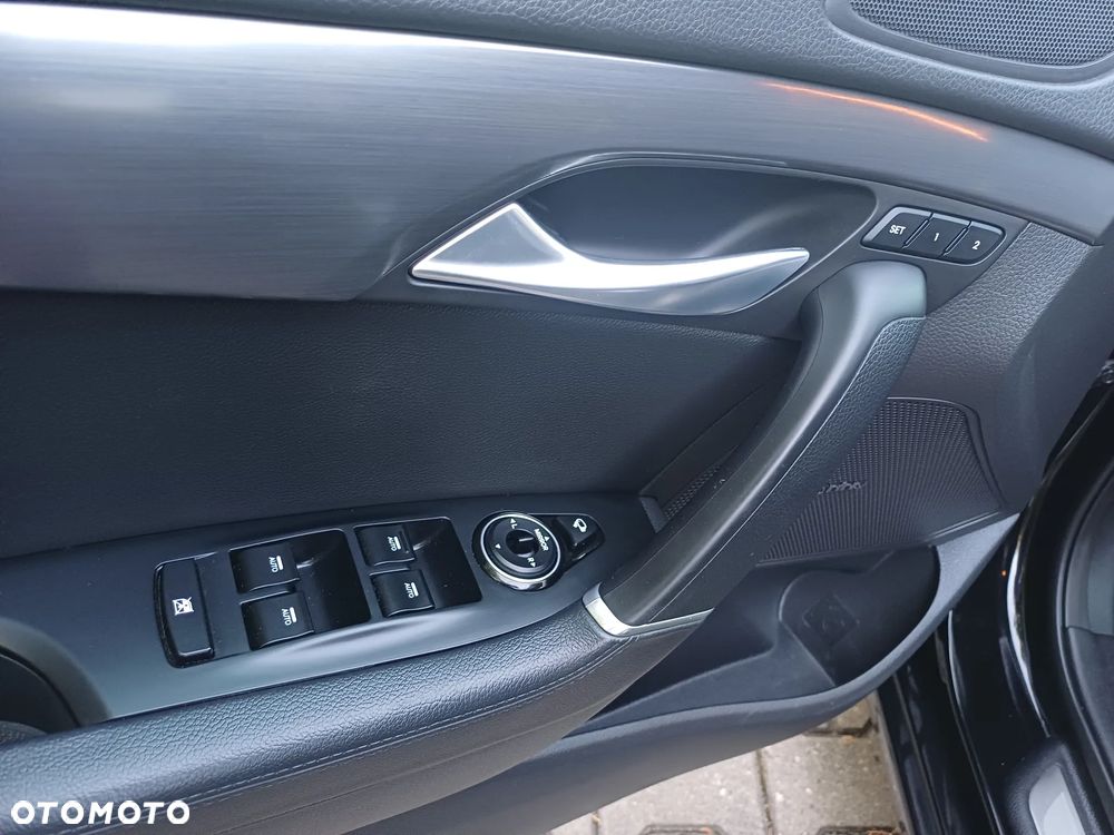 Hyundai i40 Kombi 1.7 CRDi DCT Premium - 19
