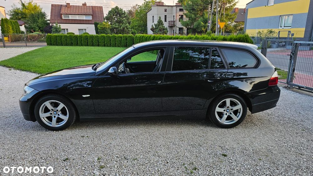 BMW Seria 3 318i Touring Edition Exclusive - 16