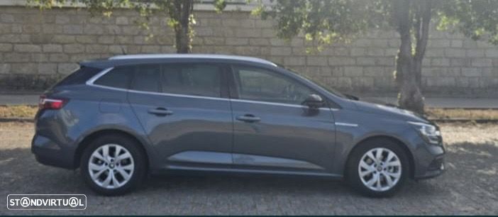 Renault Mégane - 2